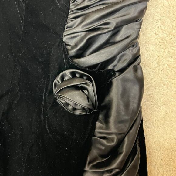 Vintage Prom Homecoming Dress Velvet Satin - Picture 3 of 9